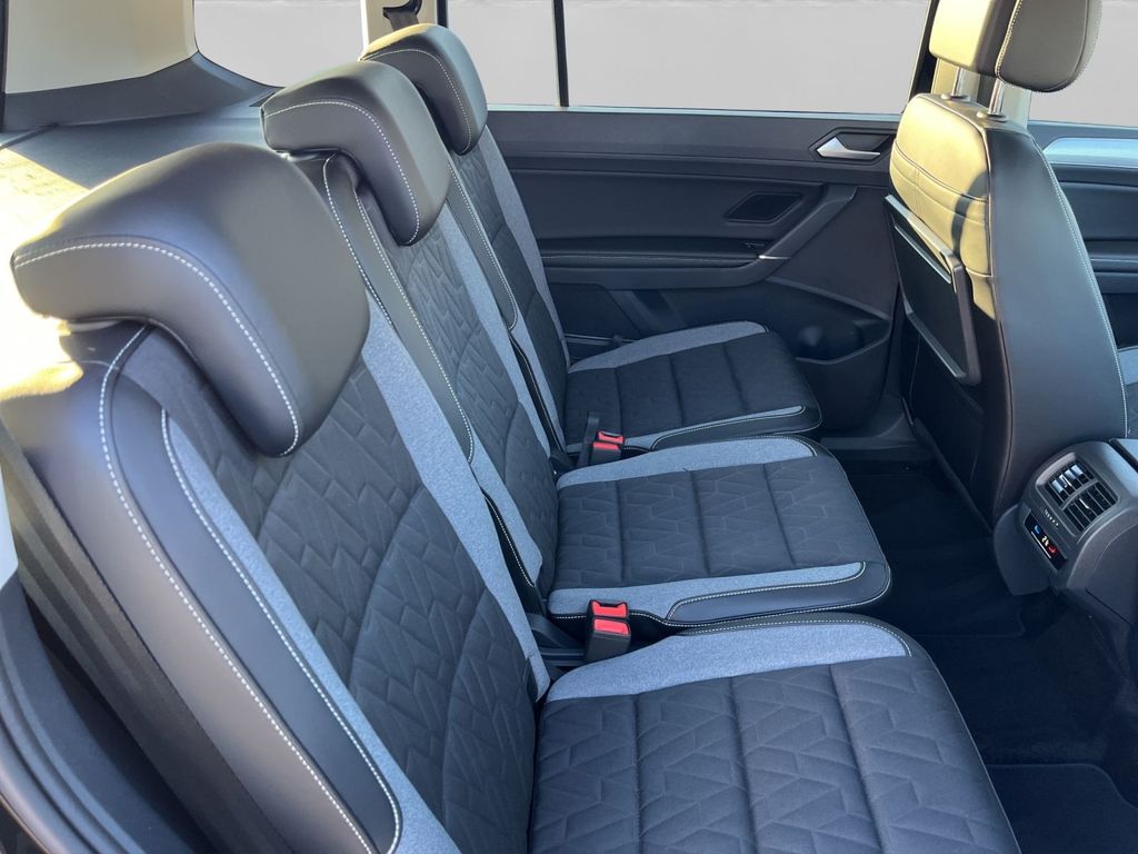 Volkswagen Touran 2025