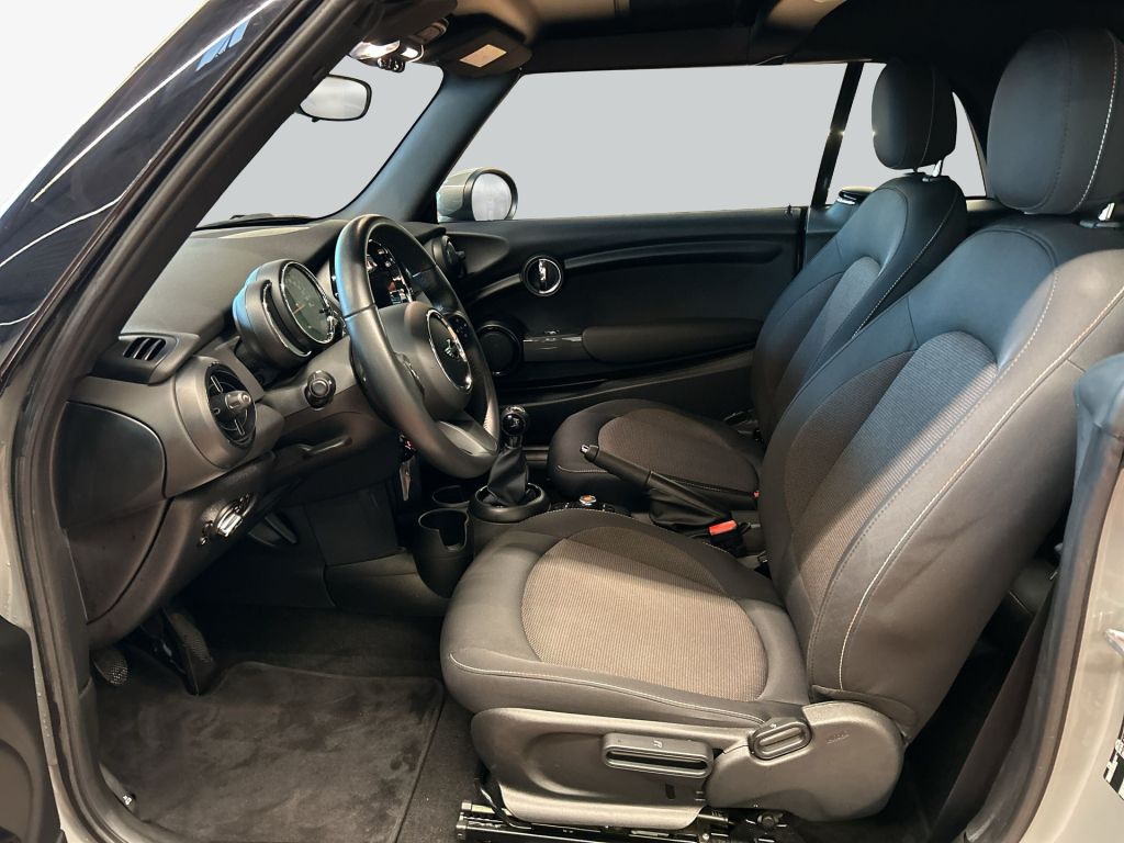 MINI One Cabrio 2021