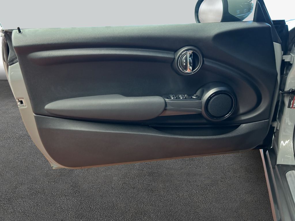 MINI One Cabrio 2021