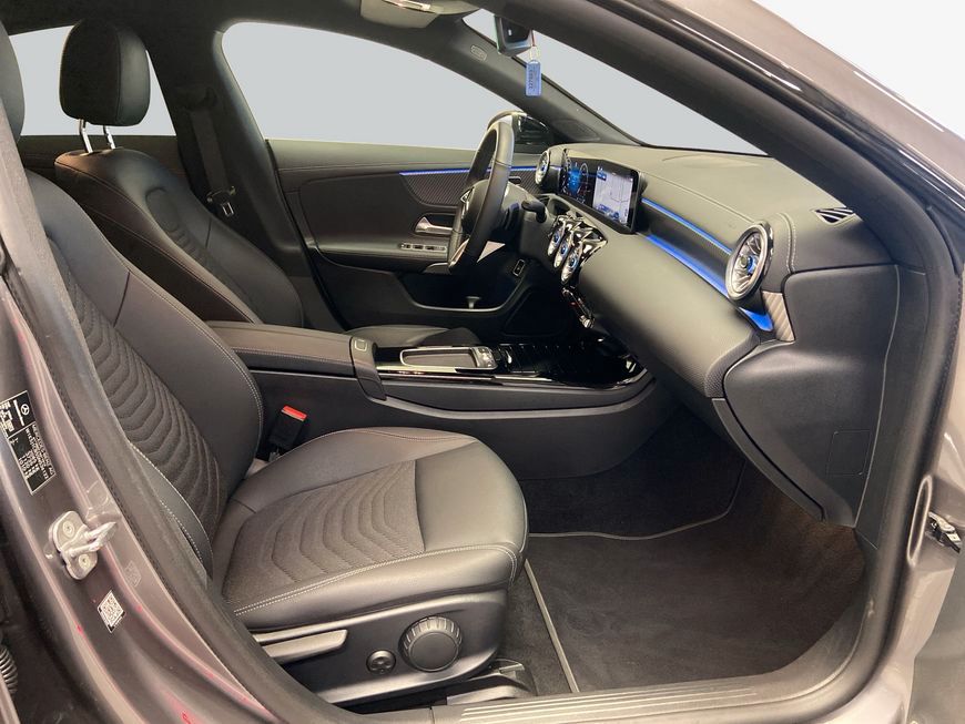 Mercedes-Benz CLA 200 2024