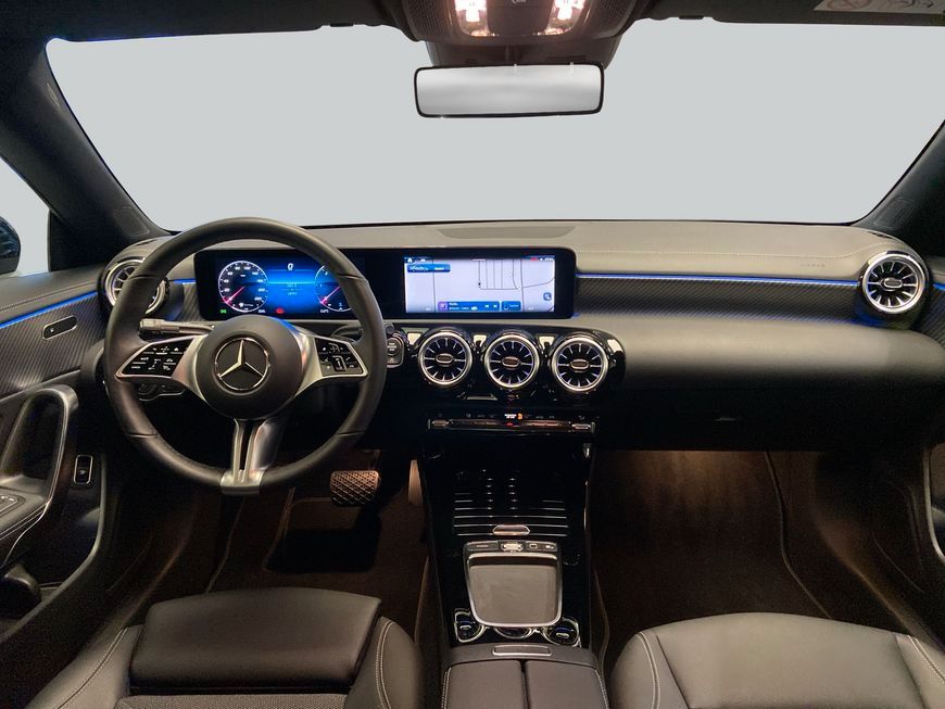 Mercedes-Benz CLA 200 2024