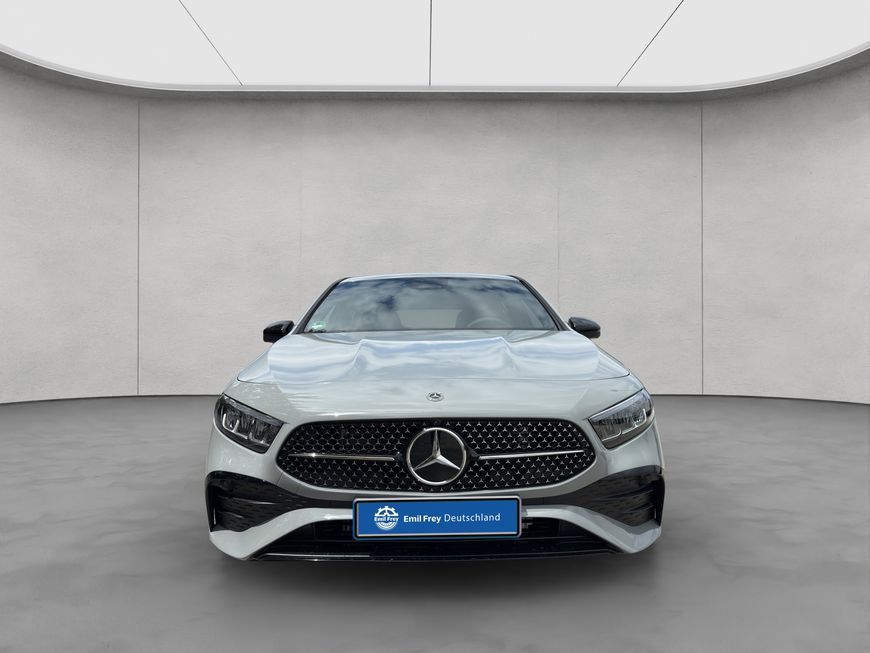 Mercedes-Benz A 180 2025