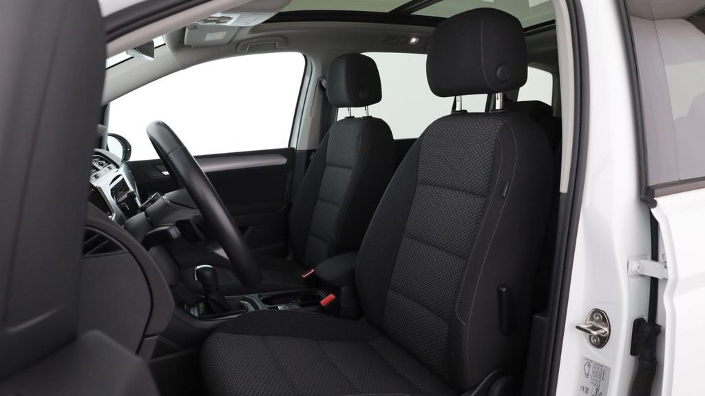 Volkswagen Touran 2023