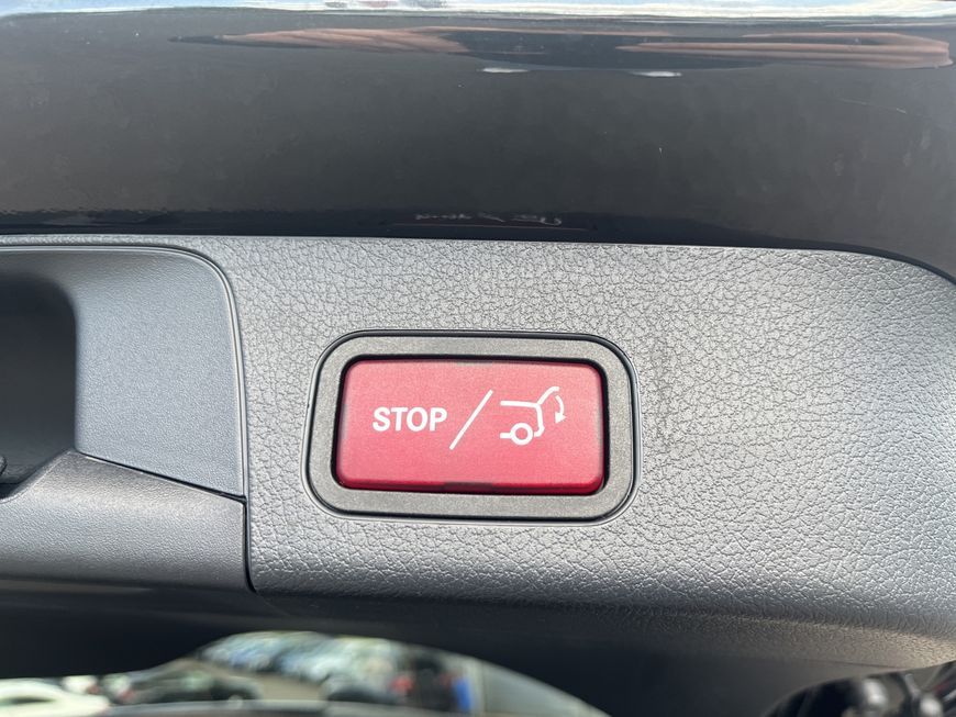 Mercedes-Benz GLB 180 2024