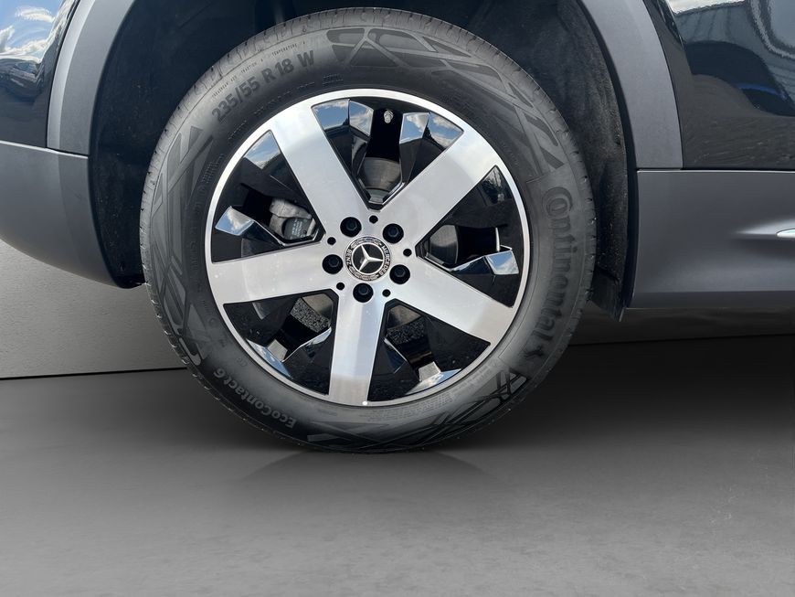 Mercedes-Benz GLB 180 2024