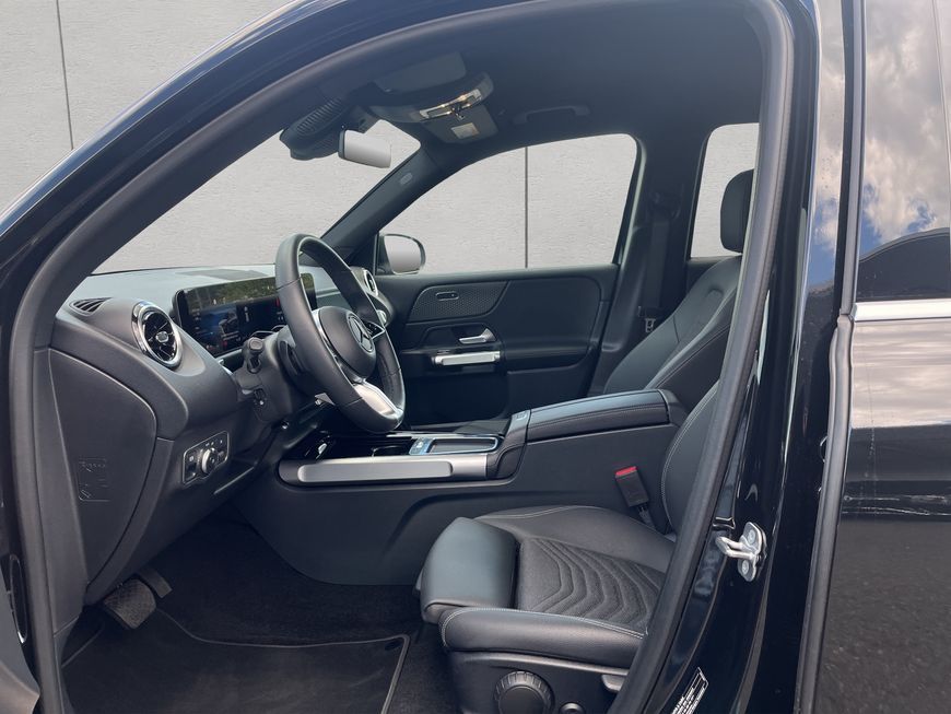 Mercedes-Benz GLB 180 2024