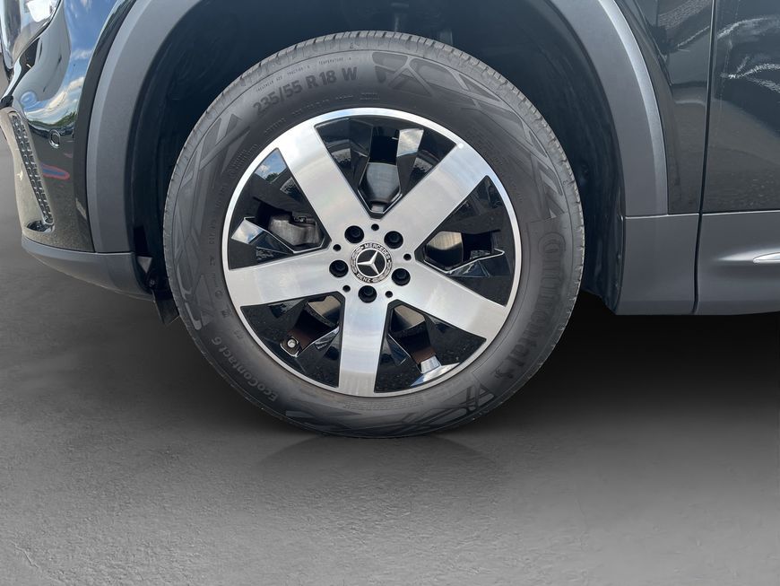 Mercedes-Benz GLB 180 2024