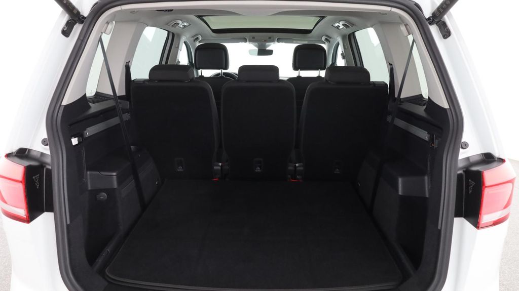 Volkswagen Touran 2023