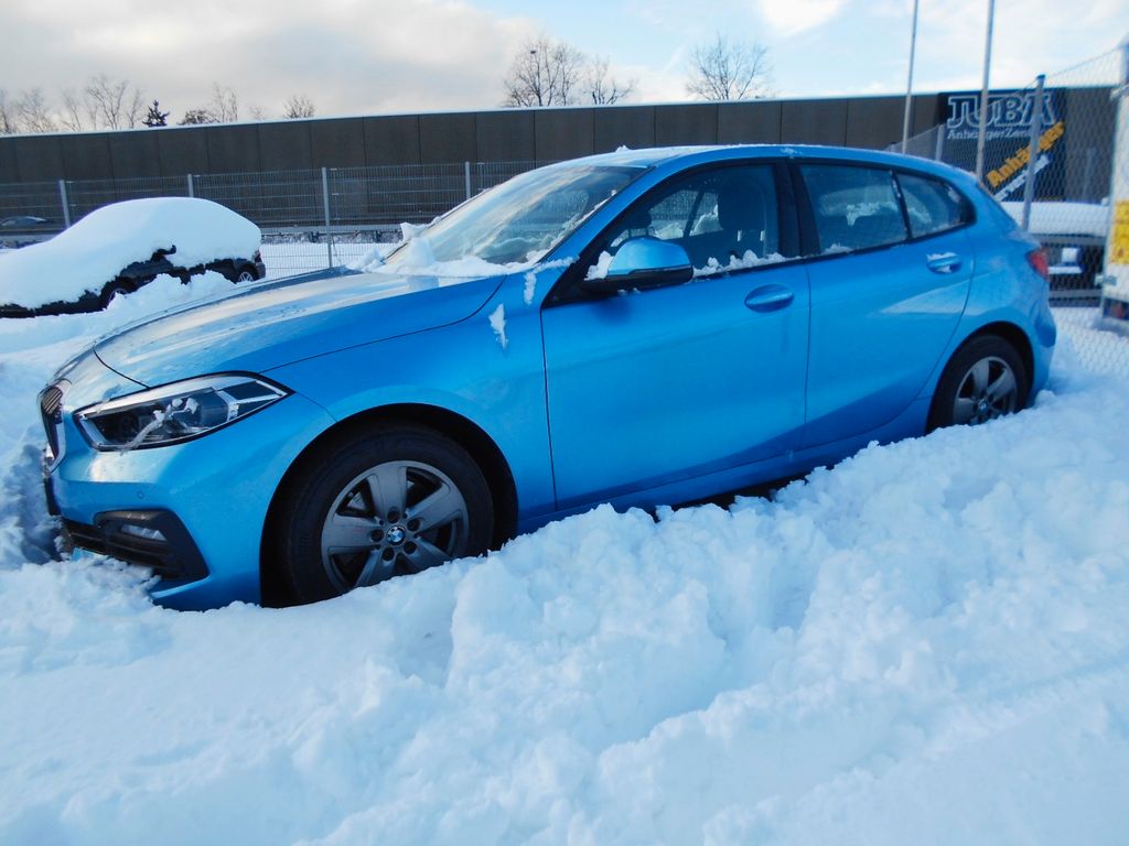 BMW 118 2021
