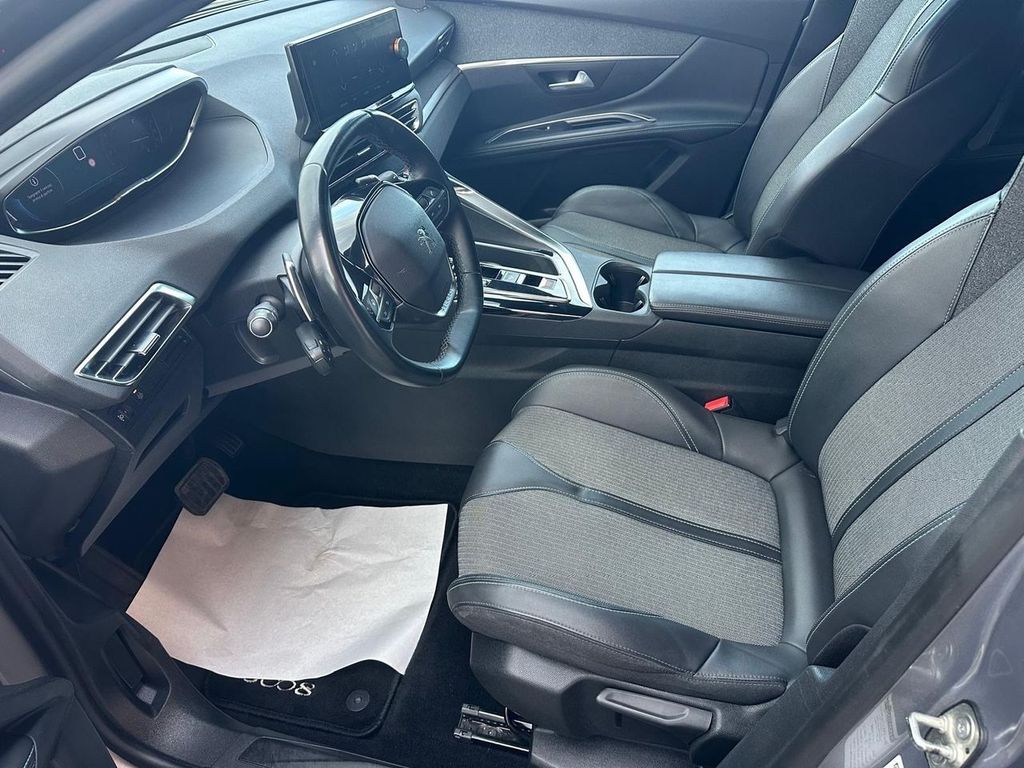 Peugeot 5008 2023