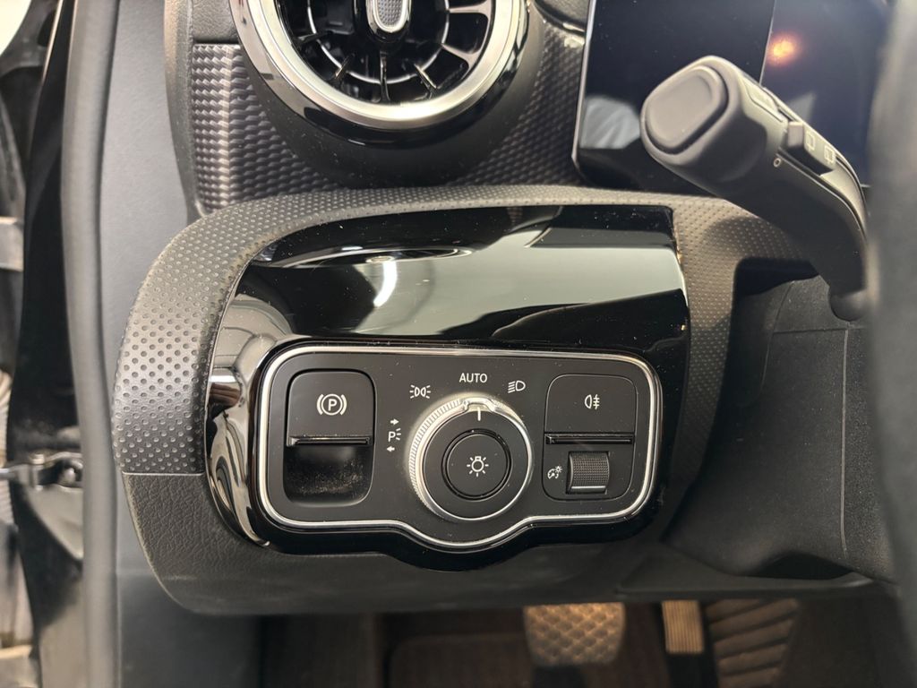 Mercedes-Benz A 200 2020