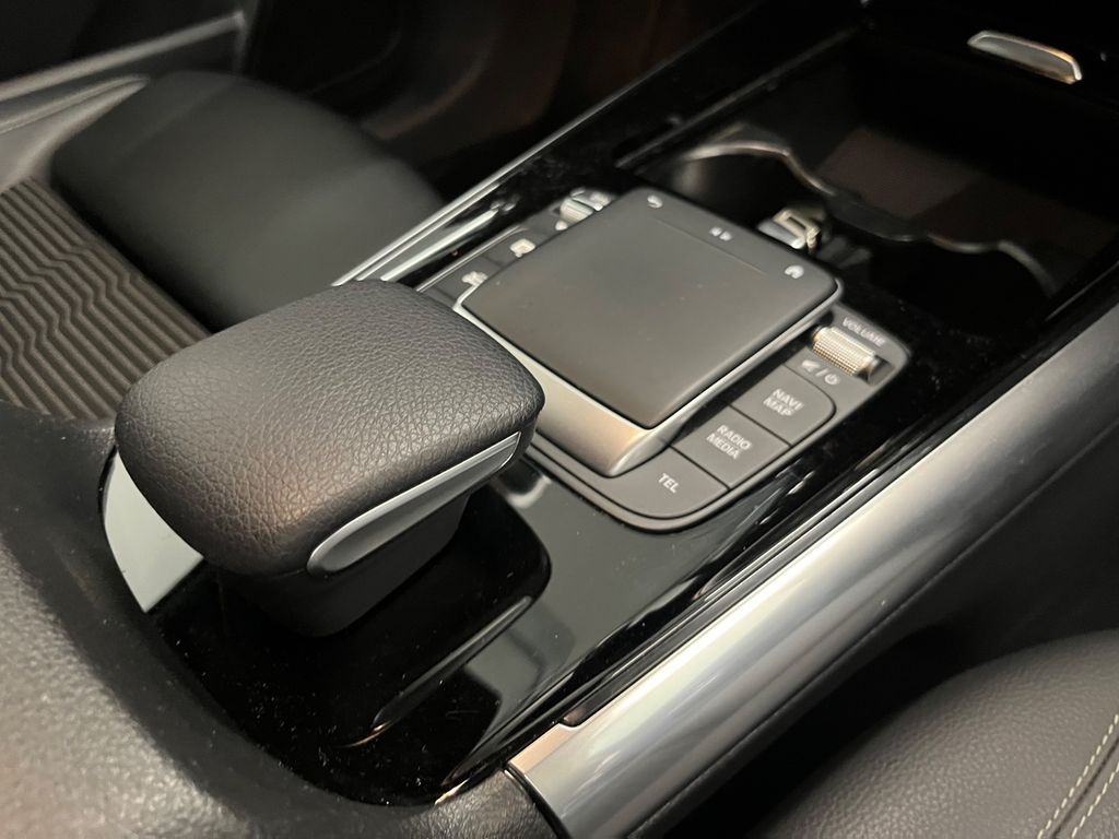 Mercedes-Benz B 200 2020