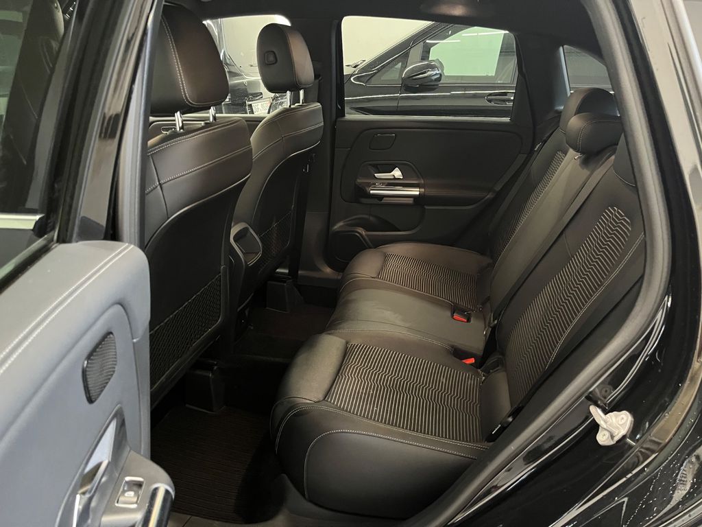 Mercedes-Benz B 200 2020