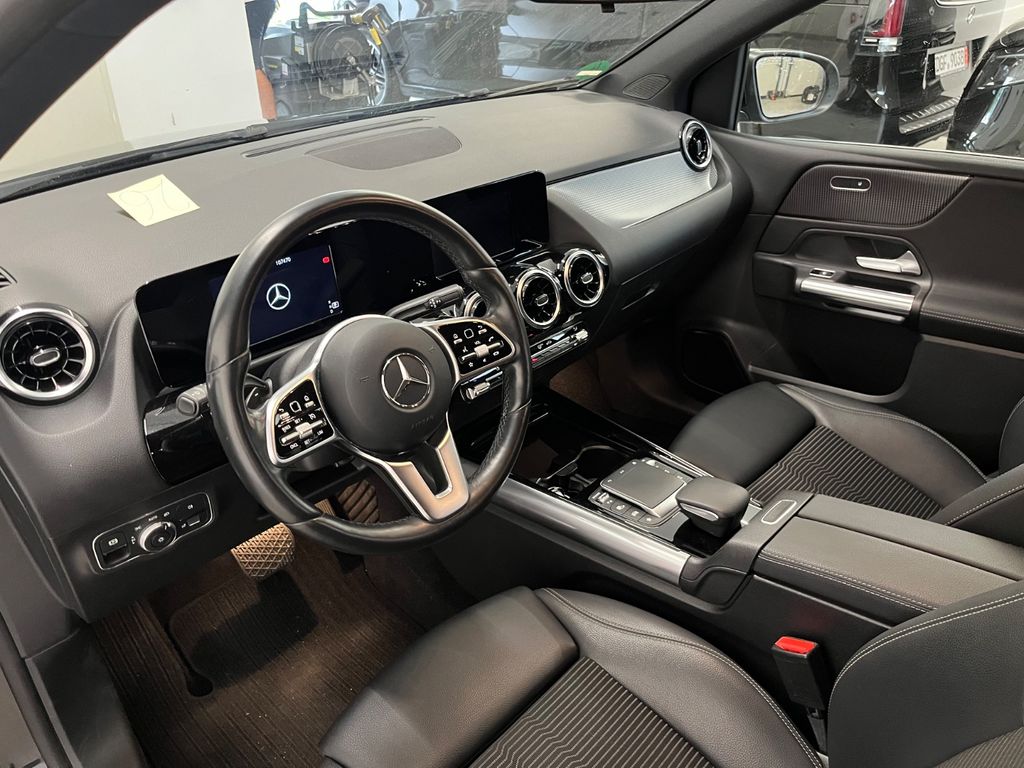 Mercedes-Benz B 200 2020