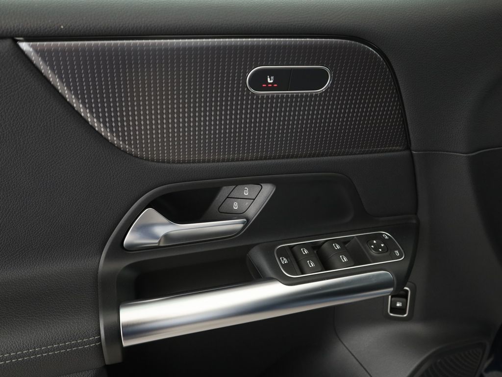 Mercedes-Benz B 250 2022