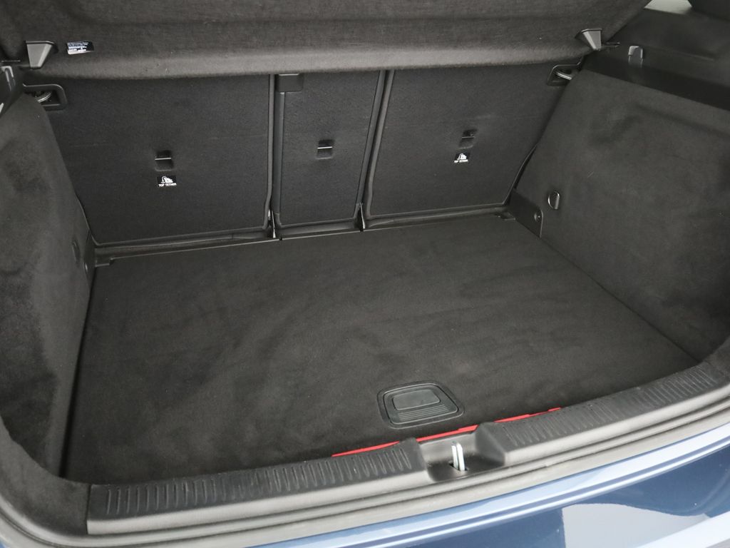 Mercedes-Benz B 250 2022