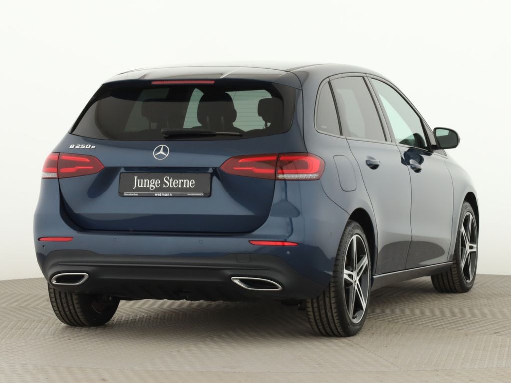 Mercedes-Benz B 250 2022