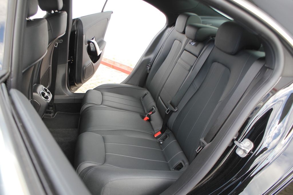 Mercedes-Benz CLA 180 2024