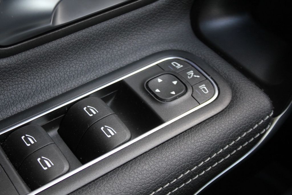 Mercedes-Benz CLA 180 2024