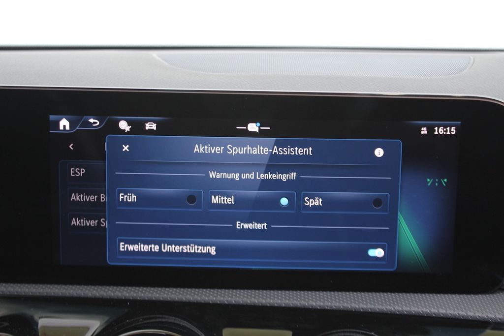 Mercedes-Benz CLA 180 2024