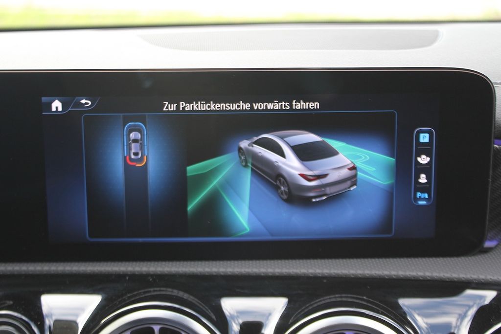 Mercedes-Benz CLA 180 2024