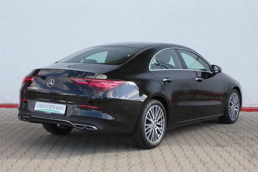 Mercedes-Benz CLA 180 2024