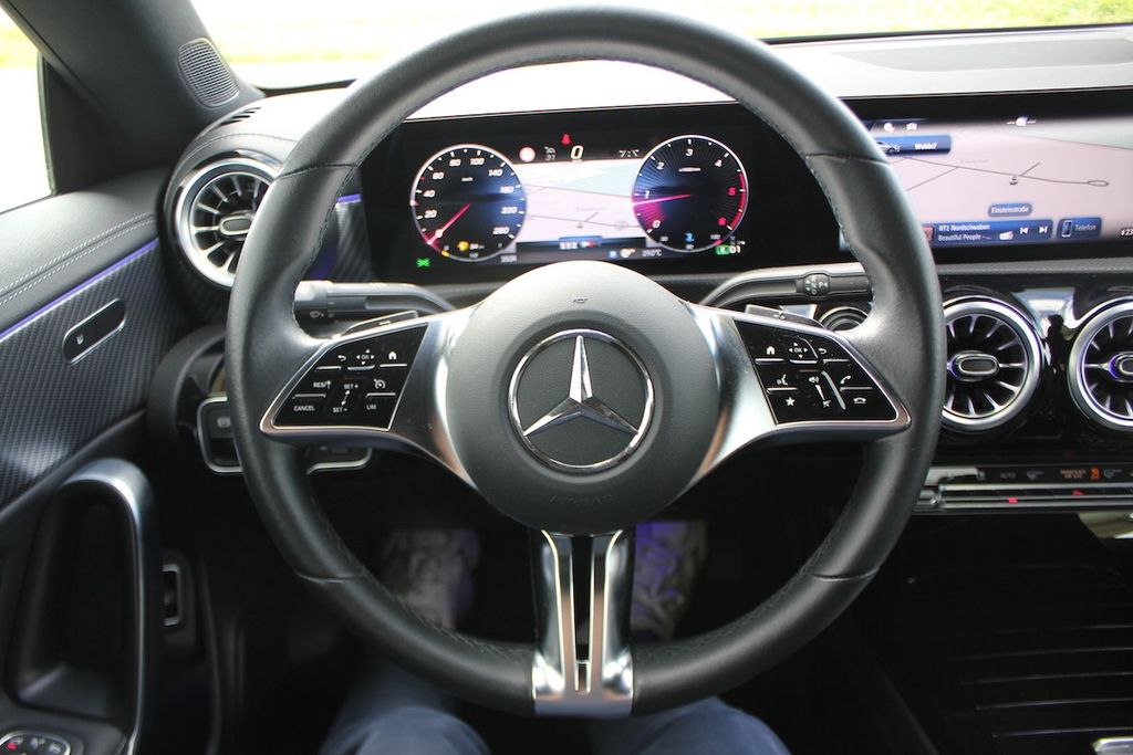 Mercedes-Benz CLA 180 2024