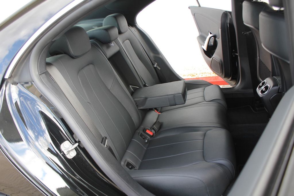 Mercedes-Benz CLA 180 2024