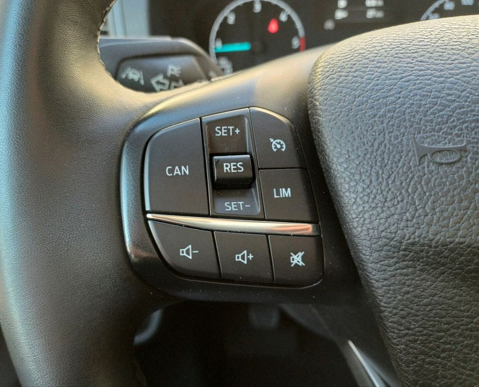 Ford Transit 2024