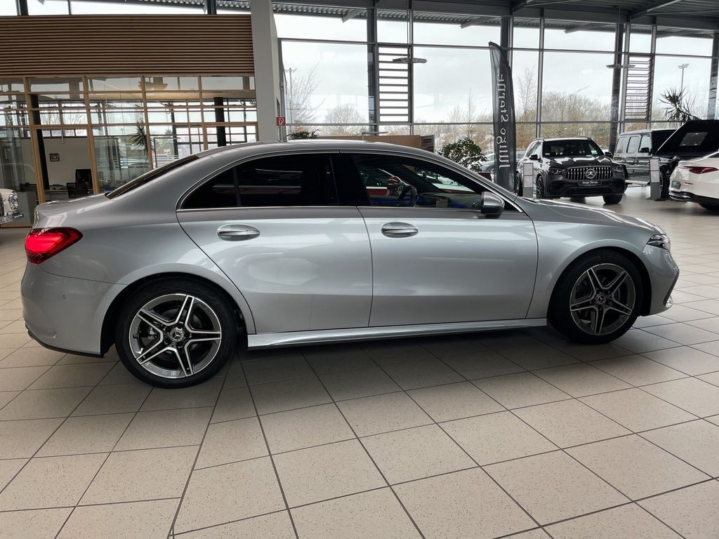 Mercedes-Benz A 180 2026