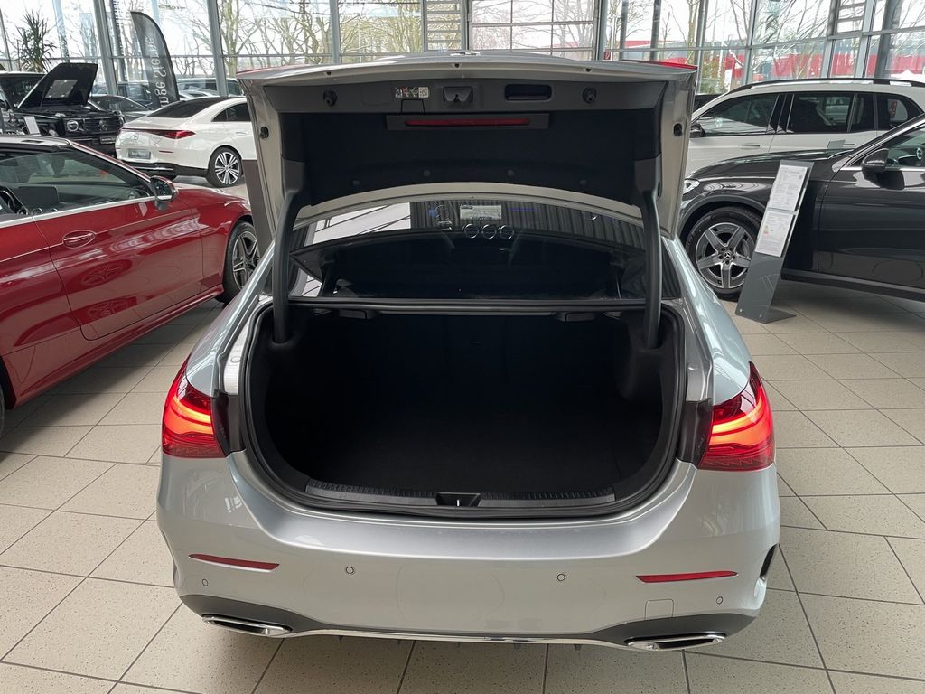 Mercedes-Benz A 180 2026