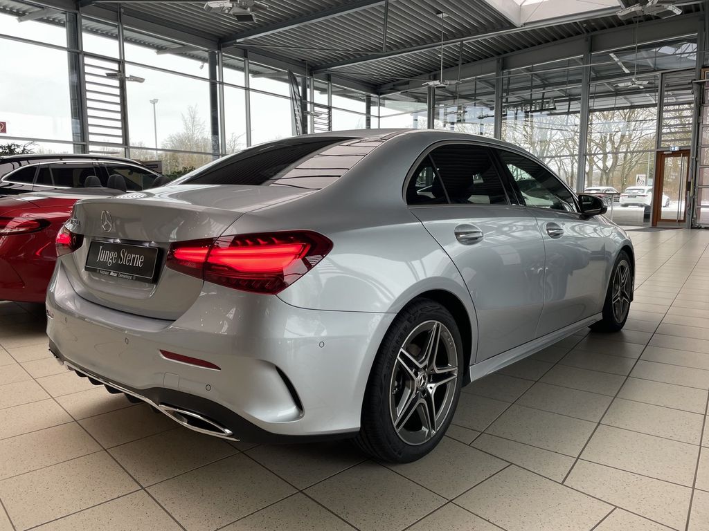 Mercedes-Benz A 180 2026