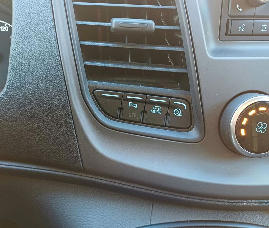 Ford Transit 2024