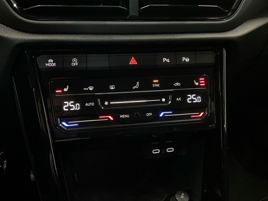 Volkswagen T-Roc 2023