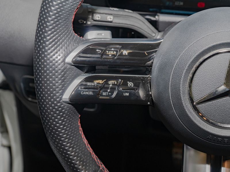 Mercedes-Benz B 200 2024