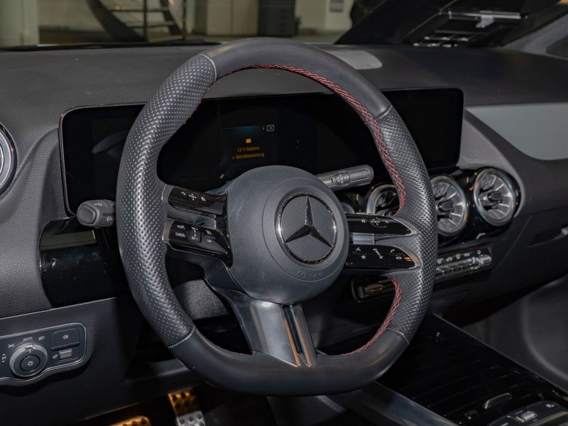 Mercedes-Benz B 200 2024