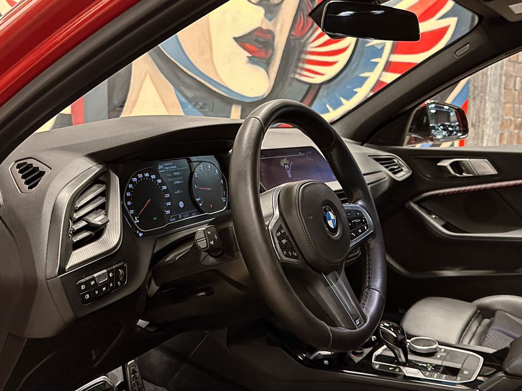 BMW 116 2021