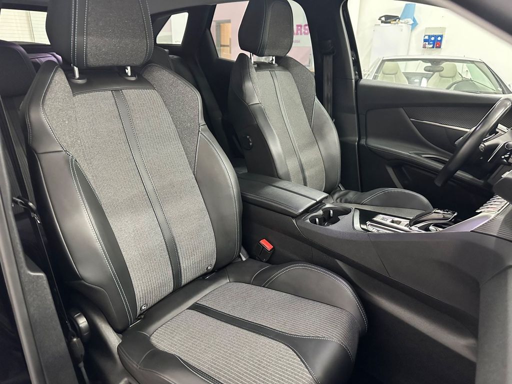 Peugeot 3008 2021