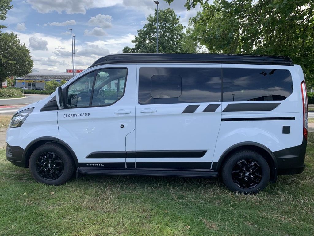 Ford Tourneo Custom 2025