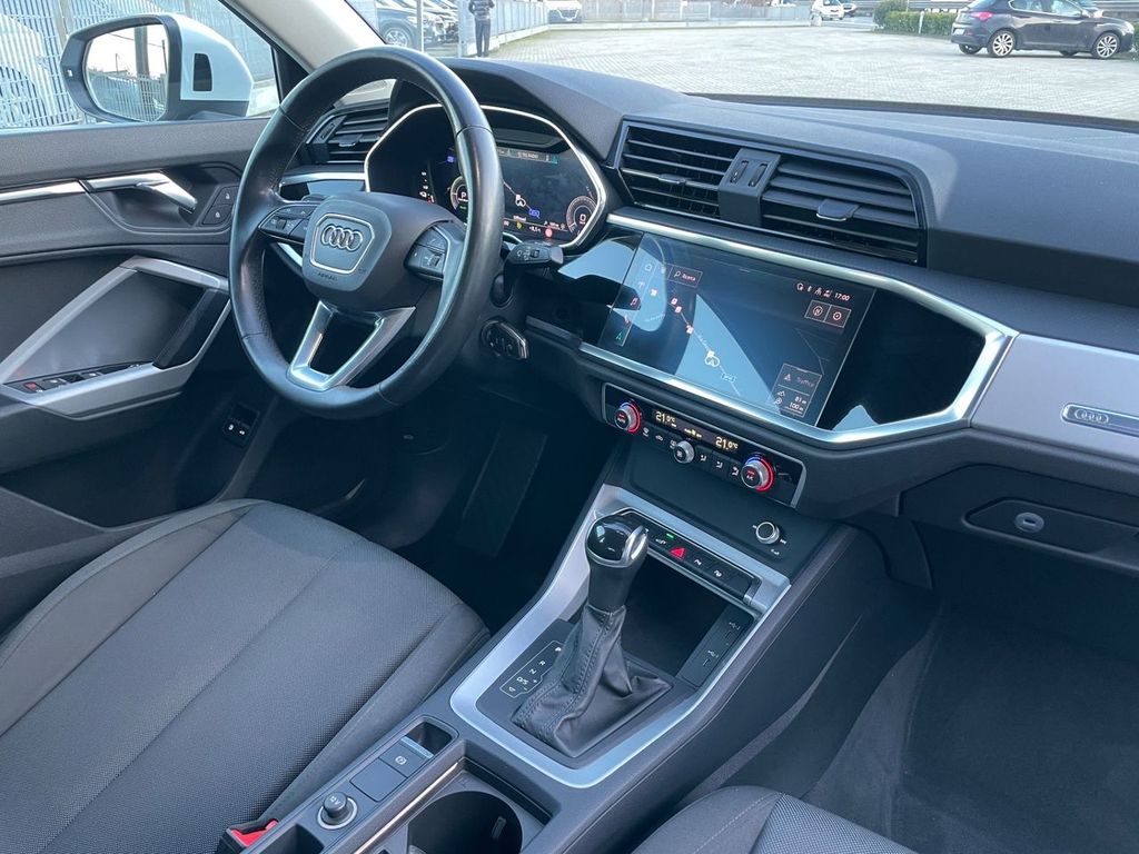 Audi Q3 2021