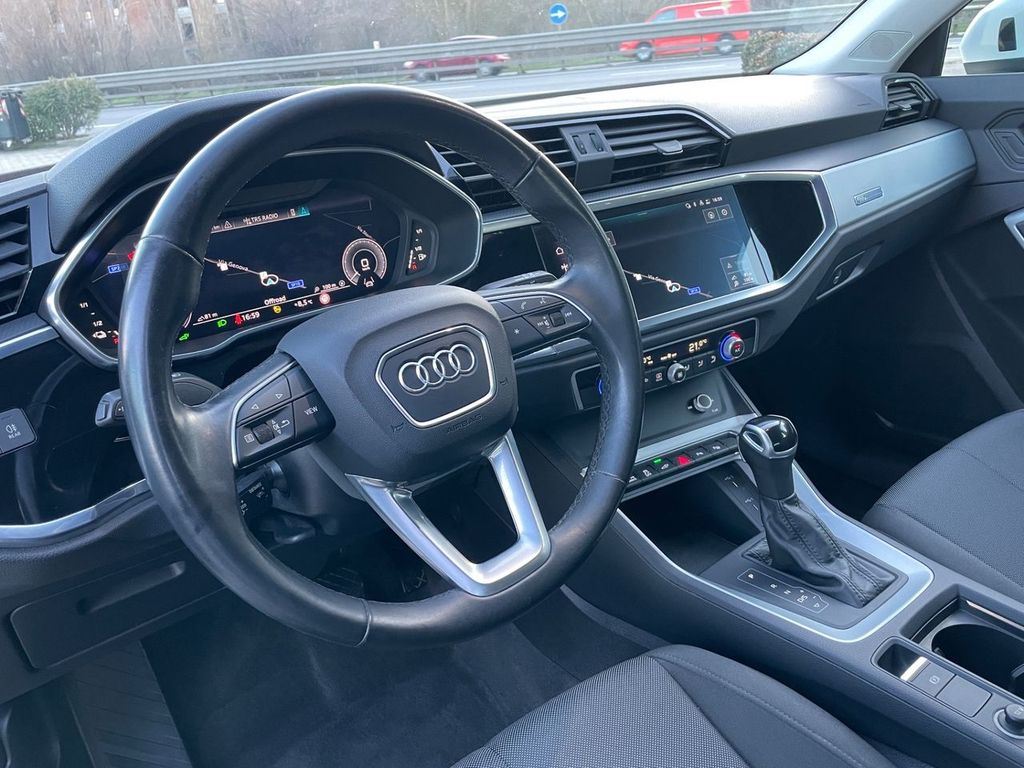 Audi Q3 2021