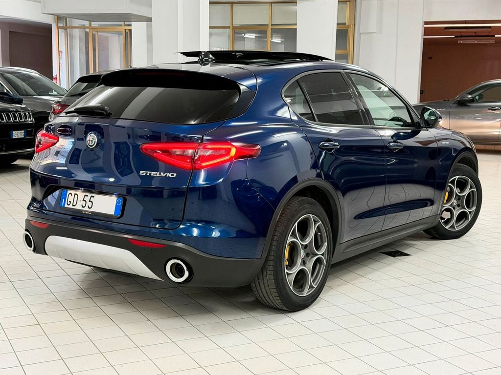 Alfa Romeo Stelvio 2020