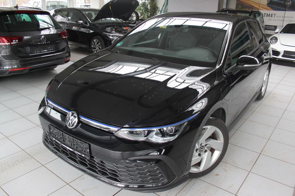 Volkswagen Golf 2021