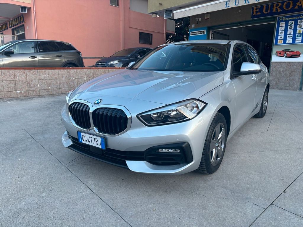BMW 116 2021