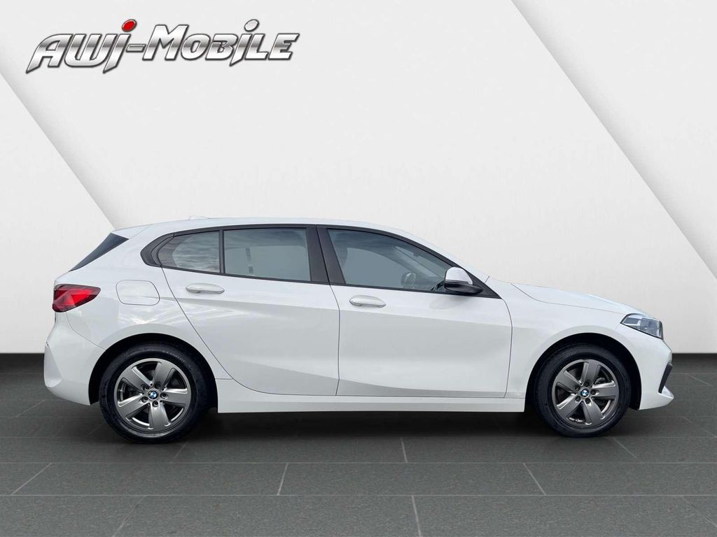 BMW 118 2024