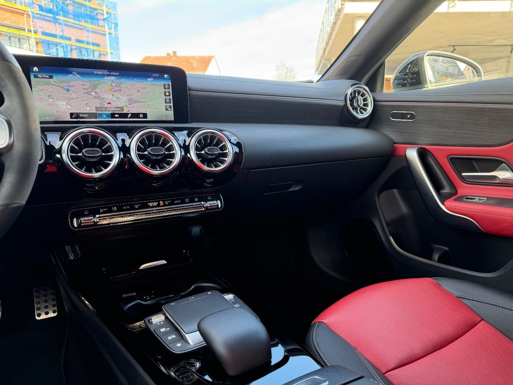 Mercedes-Benz CLA 250 2022