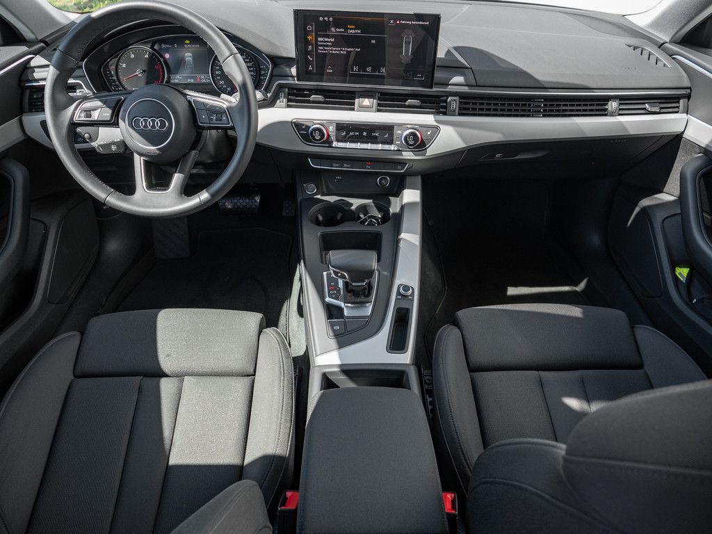 Audi A4 2024