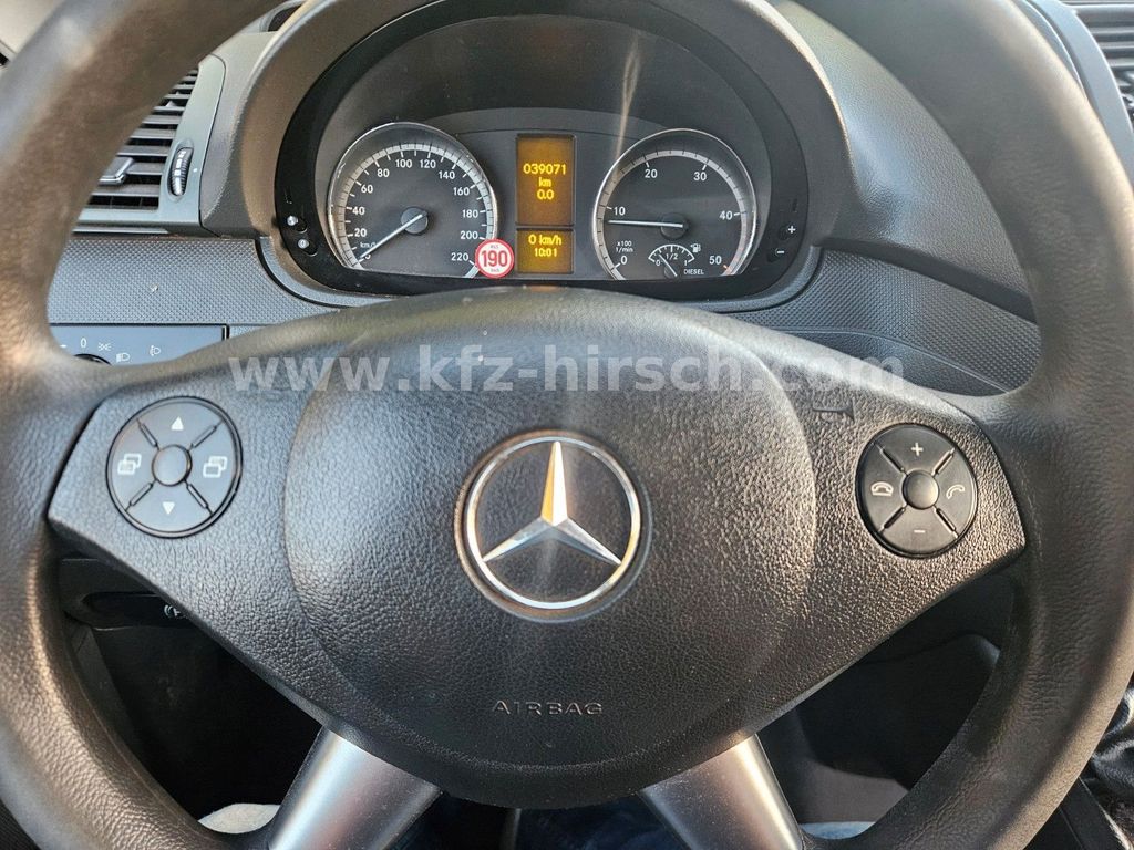 Mercedes-Benz Vito 2011