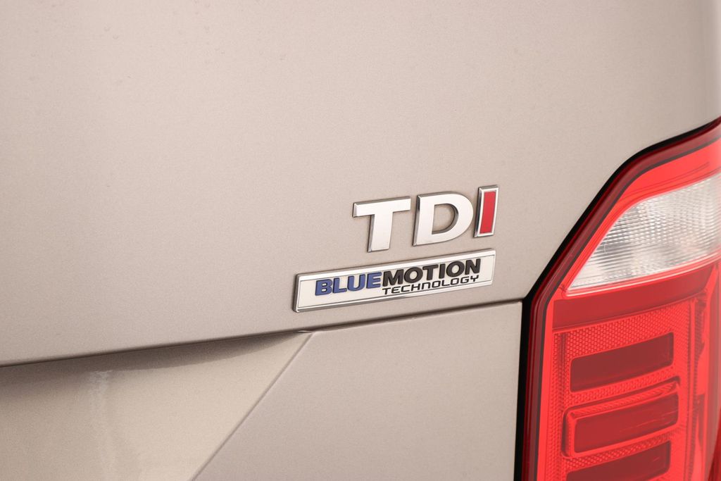 Volkswagen T6 Caravelle 2016