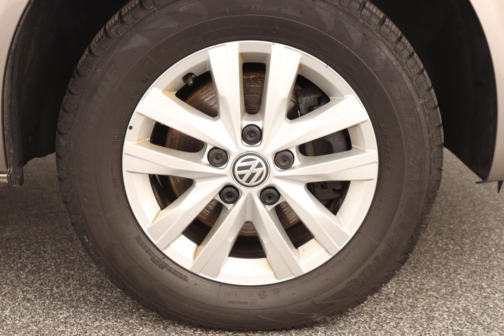Volkswagen T6 Caravelle 2016